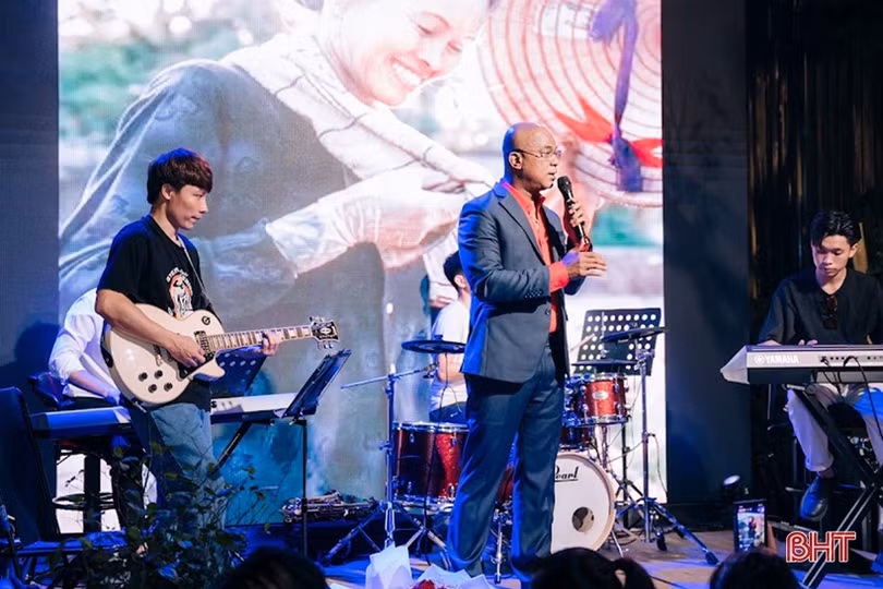 Lắng đọng những đêm nhạc Acoustic ở TP Hà Tĩnh