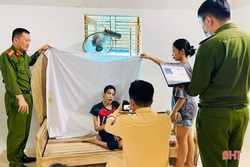 Thêm 18 công an cấp xã ở Hà Tĩnh được Bộ trưởng Bộ Công an khen thưởng 