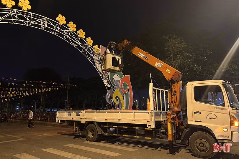 Gấp rút chuẩn bị khai trương phố chuyên doanh đầu tiên ở Hà Tĩnh