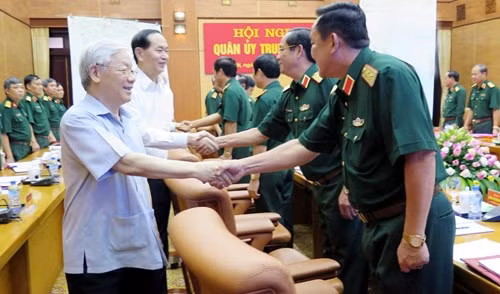 tong bi thu nguyen phu trong chu tri hoi nghi quan uy trung uong