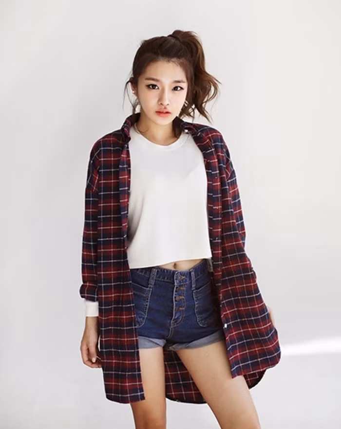 giao mua cu phai mac the nay moi xinh moi dep nhe co gai