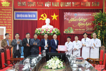 Phó Bí thư Thường trực Tỉnh ủy chúc tết một số đơn vị