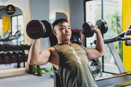 Kinh nghiệm thuê PT tập gym: cần biết gì trước khi đăng ký?