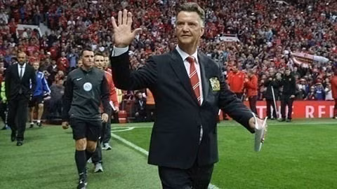Trận đầu ra quân không như ý của Van Gaal