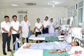 Trung tâm Y tế Hồng Lĩnh khai trương đơn nguyên thận nhân tạo