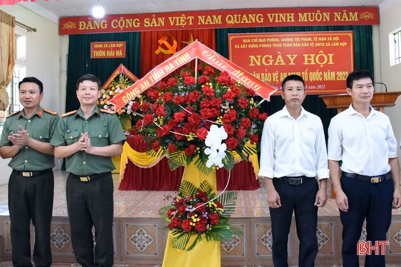Lãnh đạo tỉnh chung vui “Ngày hội toàn dân bảo vệ an ninh Tổ quốc” ở huyện Kỳ Anh