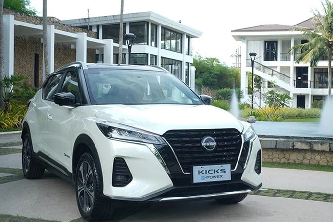 Những mẫu xe “thách thức giá xăng”, rộng cửa về Việt Nam