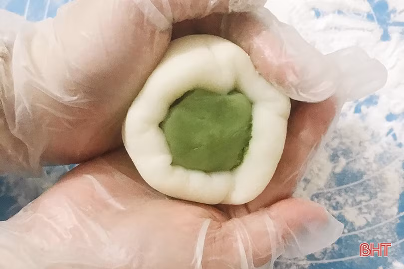 Bánh trung thu “tung tăng” xuống phố ở Hà Tĩnh