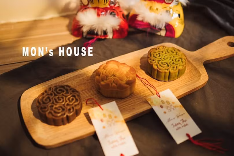 Bánh trung thu “tung tăng” xuống phố ở Hà Tĩnh