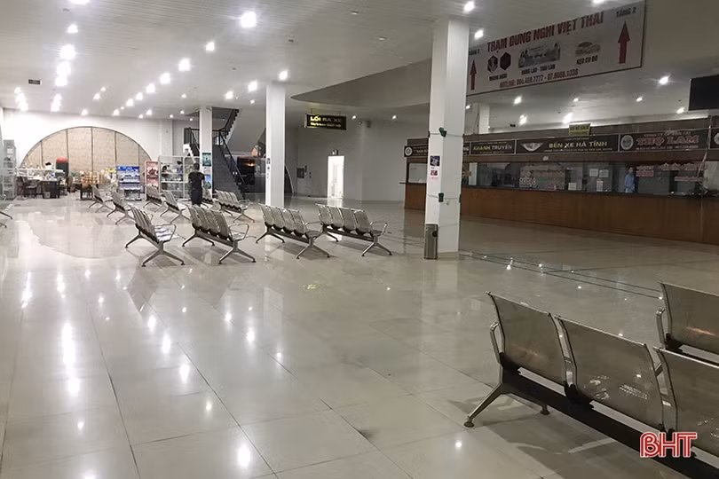 Chấn chỉnh tình trạng nhà xe lập “bến cóc” đón, trả khách sai quy định ở Hà Tĩnh