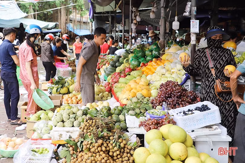 “Sốt ruột” chờ giá hàng hóa, dịch vụ ở Hà Tĩnh giảm theo giá xăng dầu 