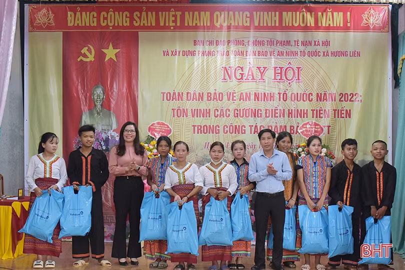 Tiếp tục phát huy vai trò người dân trong bảo vệ an ninh Tổ quốc