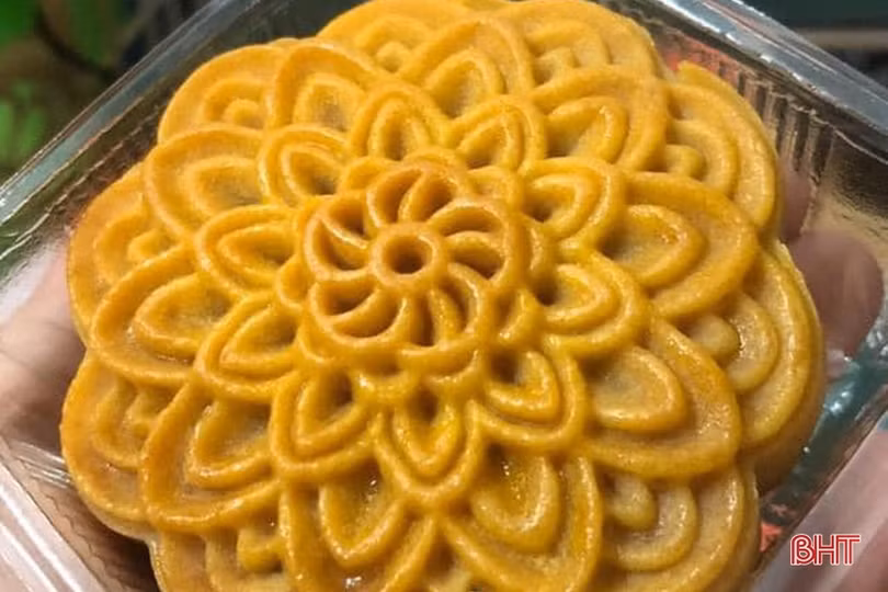 Bánh trung thu “tung tăng” xuống phố ở Hà Tĩnh