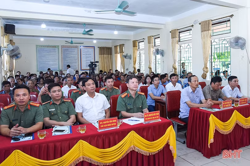 Lãnh đạo tỉnh chung vui “Ngày hội toàn dân bảo vệ an ninh Tổ quốc” ở huyện Kỳ Anh