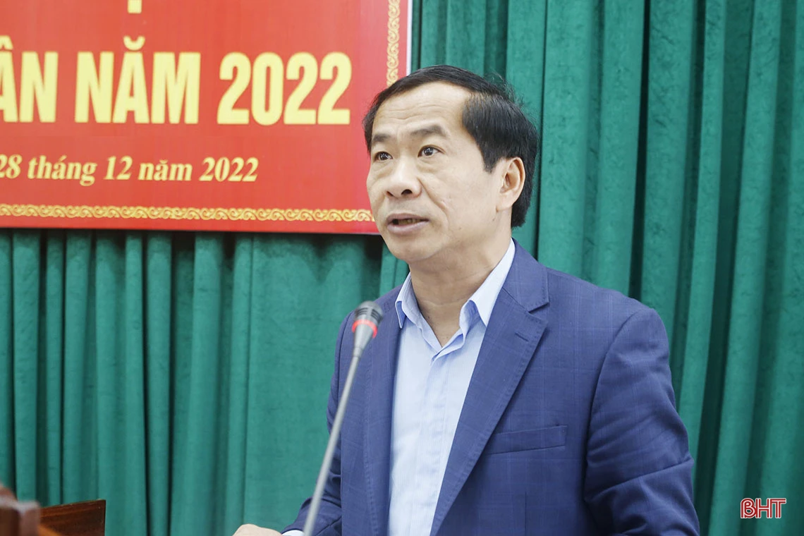 Ban Thường vụ Huyện ủy Can Lộc kiểm điểm tập thể, cá nhân năm 2022