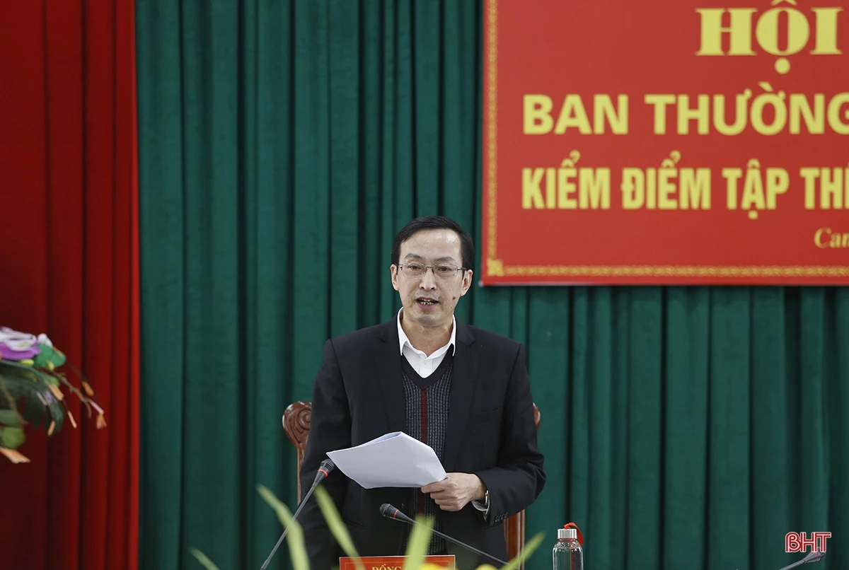 Ban Thường vụ Huyện ủy Can Lộc kiểm điểm tập thể, cá nhân năm 2022