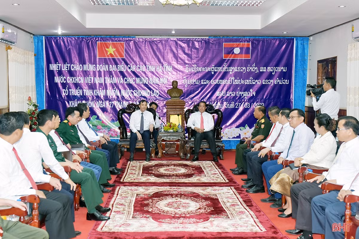 Lãnh đạo Hà Tĩnh chúc tết cổ truyền Bunpimay tỉnh Khăm Muồn