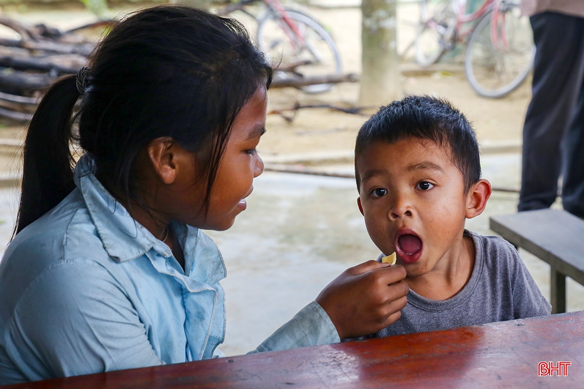 Ngắm những “thiên thần” nhỏ ở bản Rào Tre