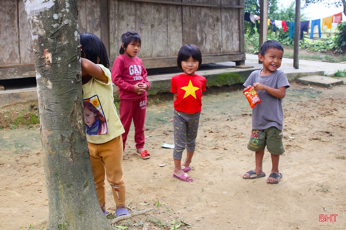 Ngắm những “thiên thần” nhỏ ở bản Rào Tre