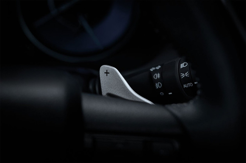 Chi tiết Toyota Fortuner 2021 vừa ra mắt tại Thái Lan