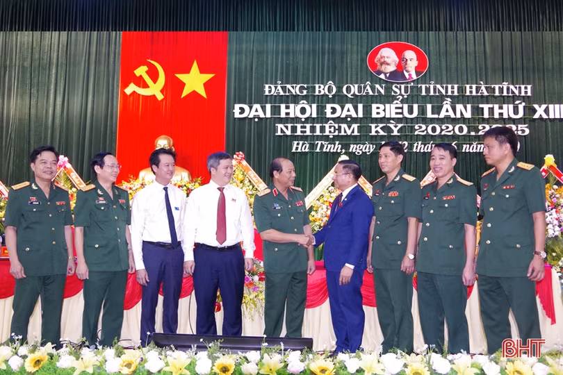 Phát huy trí tuệ, thảo luận dân chủ, góp phần vào thành công của Đại hội Đảng bộ Quân sự Hà Tĩnh lần thứ XIII