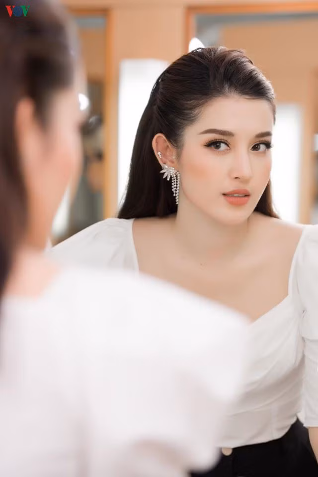 Á hậu Huyền My lọt top đề cử 100 gương mặt đẹp nhất thế giới 2020