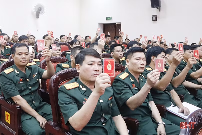 Phát huy trí tuệ, thảo luận dân chủ, góp phần vào thành công của Đại hội Đảng bộ Quân sự Hà Tĩnh lần thứ XIII