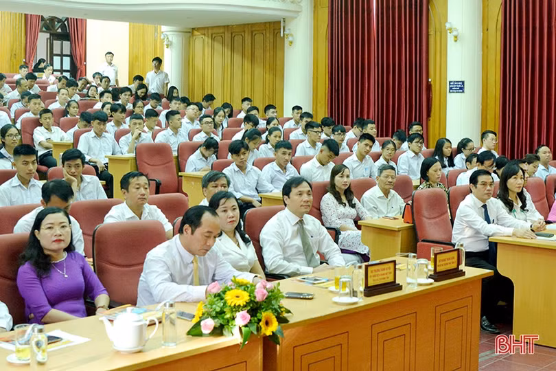 Hà Tĩnh tuyên dương 89 học sinh giỏi quốc gia năm học 2019 - 2020