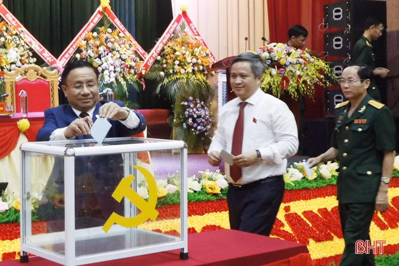 Đoàn kết, tăng cường kỷ luật, kỷ cương, thực hiện thắng lợi Nghị quyết Đại hội Đảng bộ Quân sự Hà Tĩnh