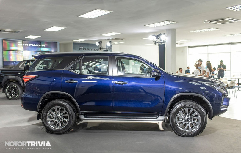 Chi tiết Toyota Fortuner 2021 vừa ra mắt tại Thái Lan