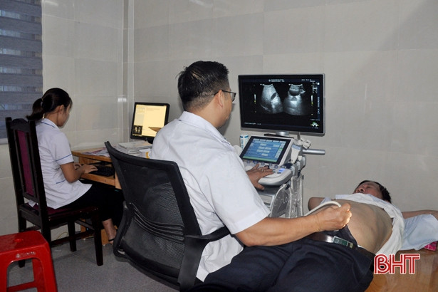 Khám sức khỏe định kỳ cho 722 cán bộ thuộc diện Ban Thường vụ Tỉnh ủy Hà Tĩnh quản lý