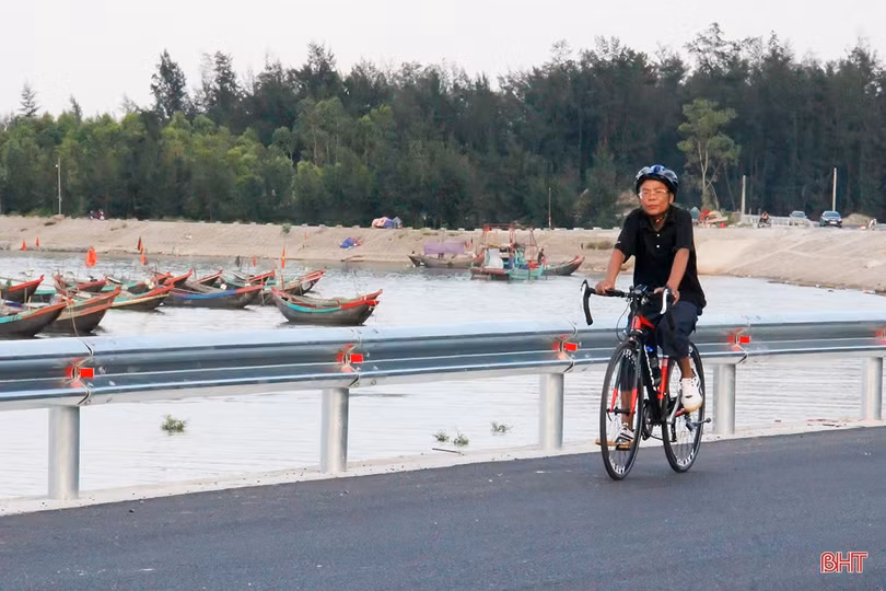 Khám phá cung đường ven biển tuyệt đẹp ở Hà Tĩnh