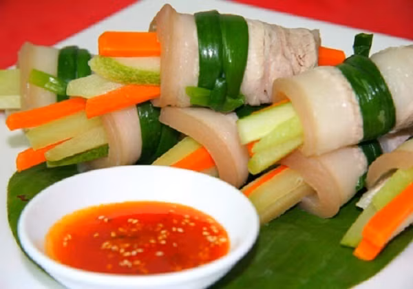 Học cách làm những món cuốn ngon mát cho ngày oi ả