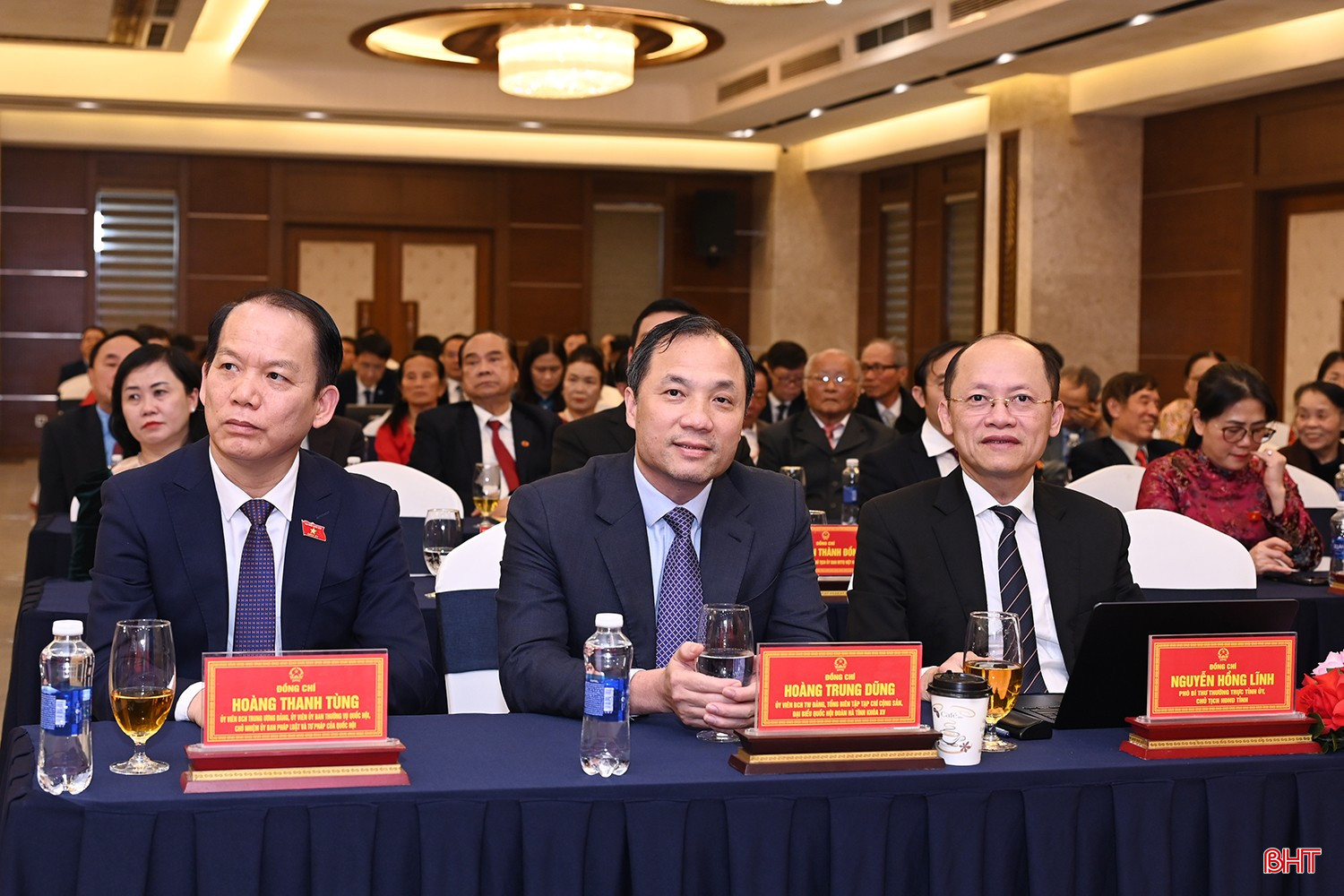 Đại biểu tham dự buổi gặp mặt.