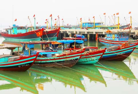 Đầu tư cải hoán để những con tàu ngày càng lớn hơn là ước mơ hiện nay của nhiều ngư dân Thạch Kim