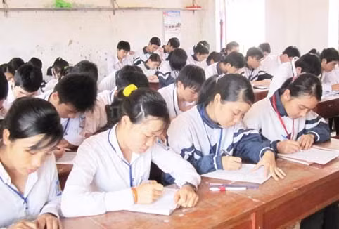 Các trường dành thời lượng hợp lý để tổ chức ôn luyện các môn thi tốt nghiệp cho học sinh.
