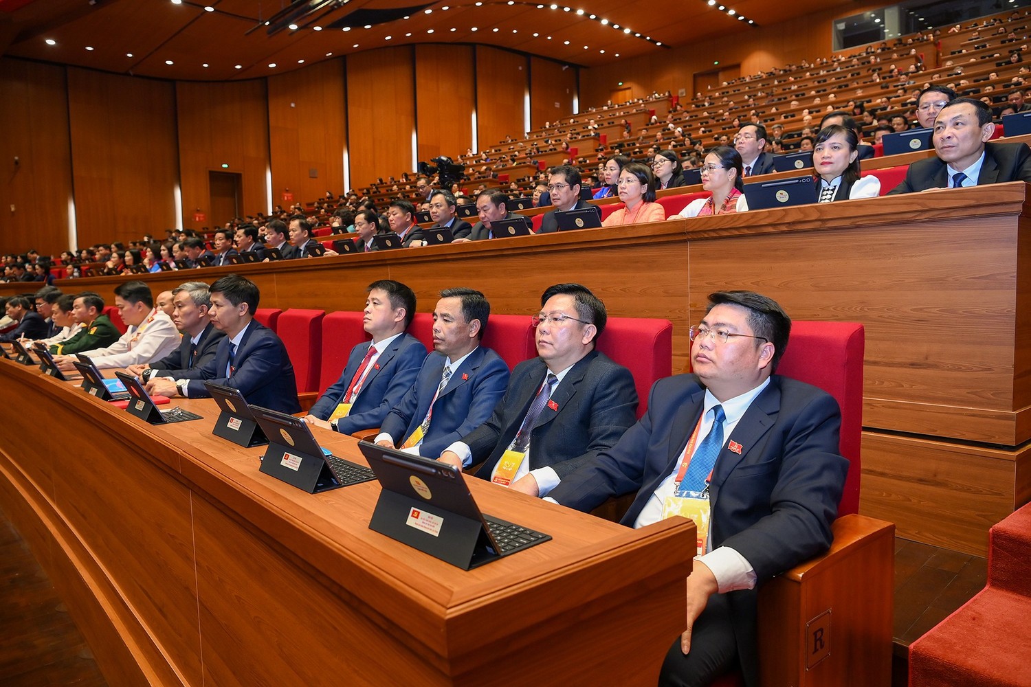 Các đại biểu đoàn Lai Châu dự phiên trù bị của Đại hội đại biểu toàn quốc lần thứ XIV.