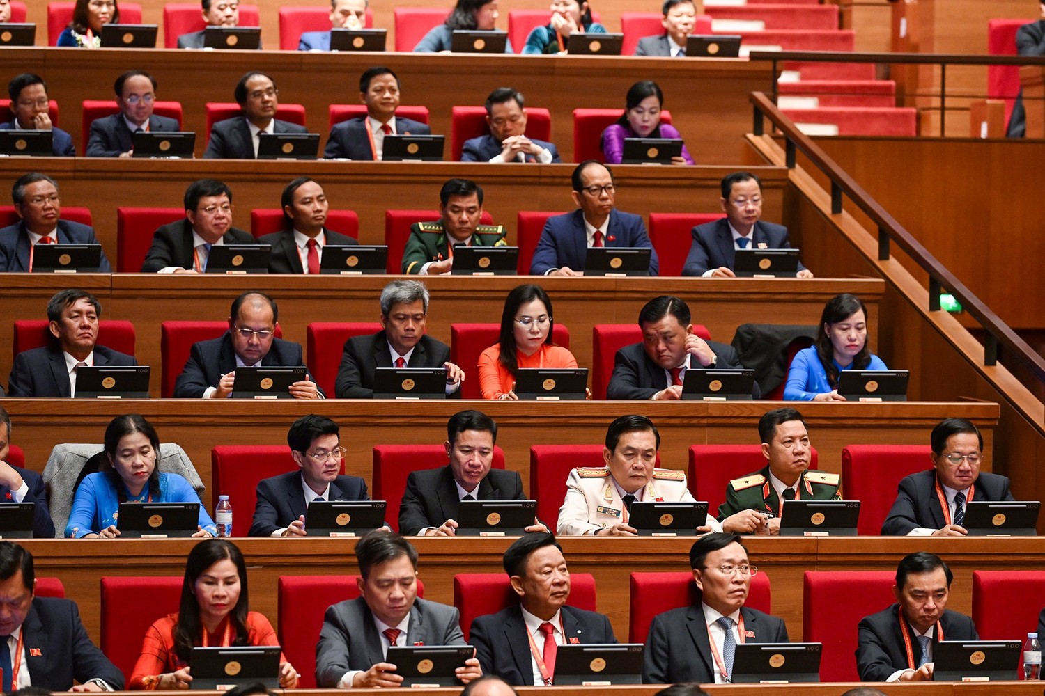 Các đại biểu đoàn Cà Mau dự phiên trù bị của Đại hội đại biểu toàn quốc lần thứ XIV.