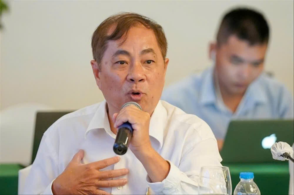 Chuyên gia kinh tế Đinh Thế Hiển. Ảnh: Duy Quang.