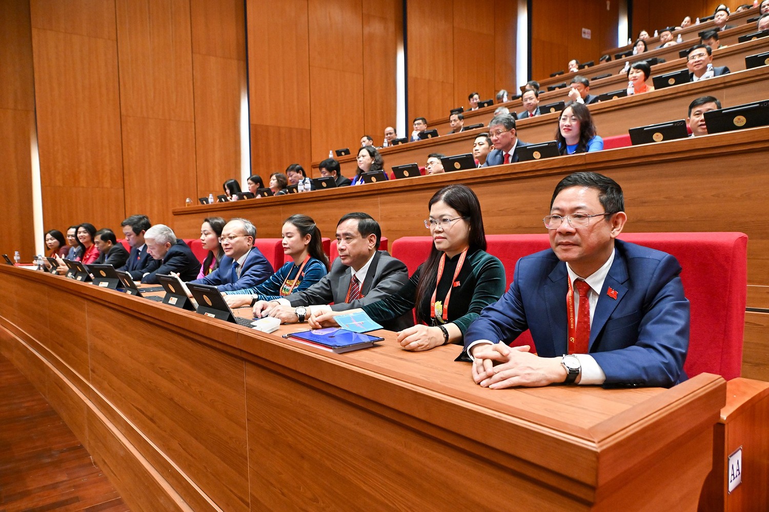 Các đại biểu đoàn Thanh Hóa dự phiên trù bị của Đại hội đại biểu toàn quốc lần thứ XIV.