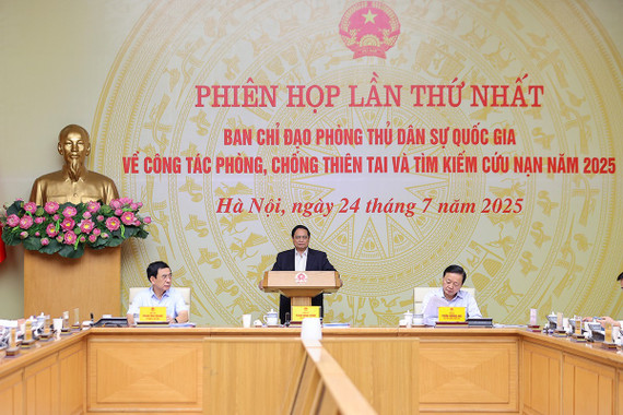 Thủ tướng Chính phủ: Tuân thủ nguyên tắc "3 phải" để ứng phó với thiên tai