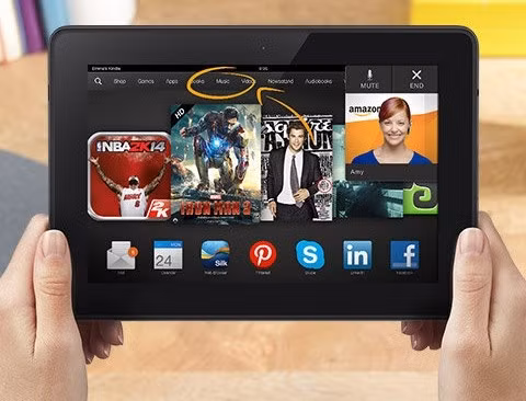 Vừa được Amazon trình làng vào cuối tháng trước, chiếc máy tính bảng Kindle Fire HDX 8.9 không chỉ tạo được ấn tượng với cấu hình mạnh mẽ, màn hình siêu nét, mà còn có một độ mỏng ấn tượng với độ dày chỉ 7,8mm.