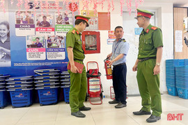 “Lá chắn” phòng hỏa hoạn tại chợ, trung tâm thương mại trong mùa nắng