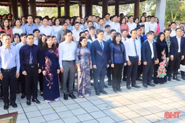 Bộ trưởng Bộ Y tế dâng hương tưởng niệm 235 năm ngày mất Đại danh y Hải Thượng Lãn Ông