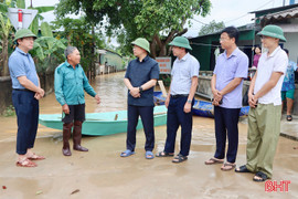 Dốc sức khắc phục hậu quả, hạn chế thấp nhất thiệt hại do mưa lũ gây ra