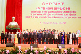Tổng Bí thư Tô Lâm gặp mặt đại biểu Quốc hội qua các thời kỳ