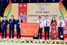 Trường THPT Lý Tự Trọng tiếp tục đóng góp tích cực vào sự nghiệp giáo dục của tỉnh nhà