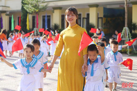 Gần 390.000 cán bộ, giáo viên, học sinh Hà Tĩnh bước vào năm học mới
