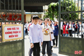 Buổi đầu thi vào lớp 10: Đề Toán và Tiếng Anh nhẹ nhàng