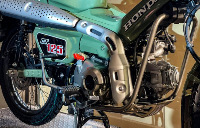 Honda CT125 màu Safari Green nhìn độc đáo